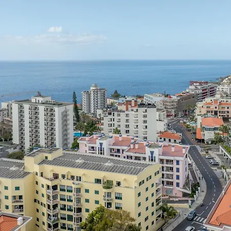 Casa Branca- By Caelis Inspire Funchal (Madeira)
